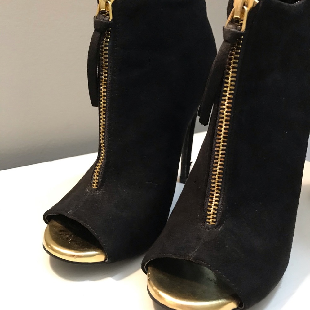 Bootie - Picture 2 of 7